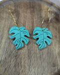 Monstera leaf with water drops earrings